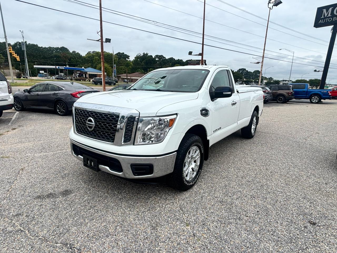 Nissan Titan  2017