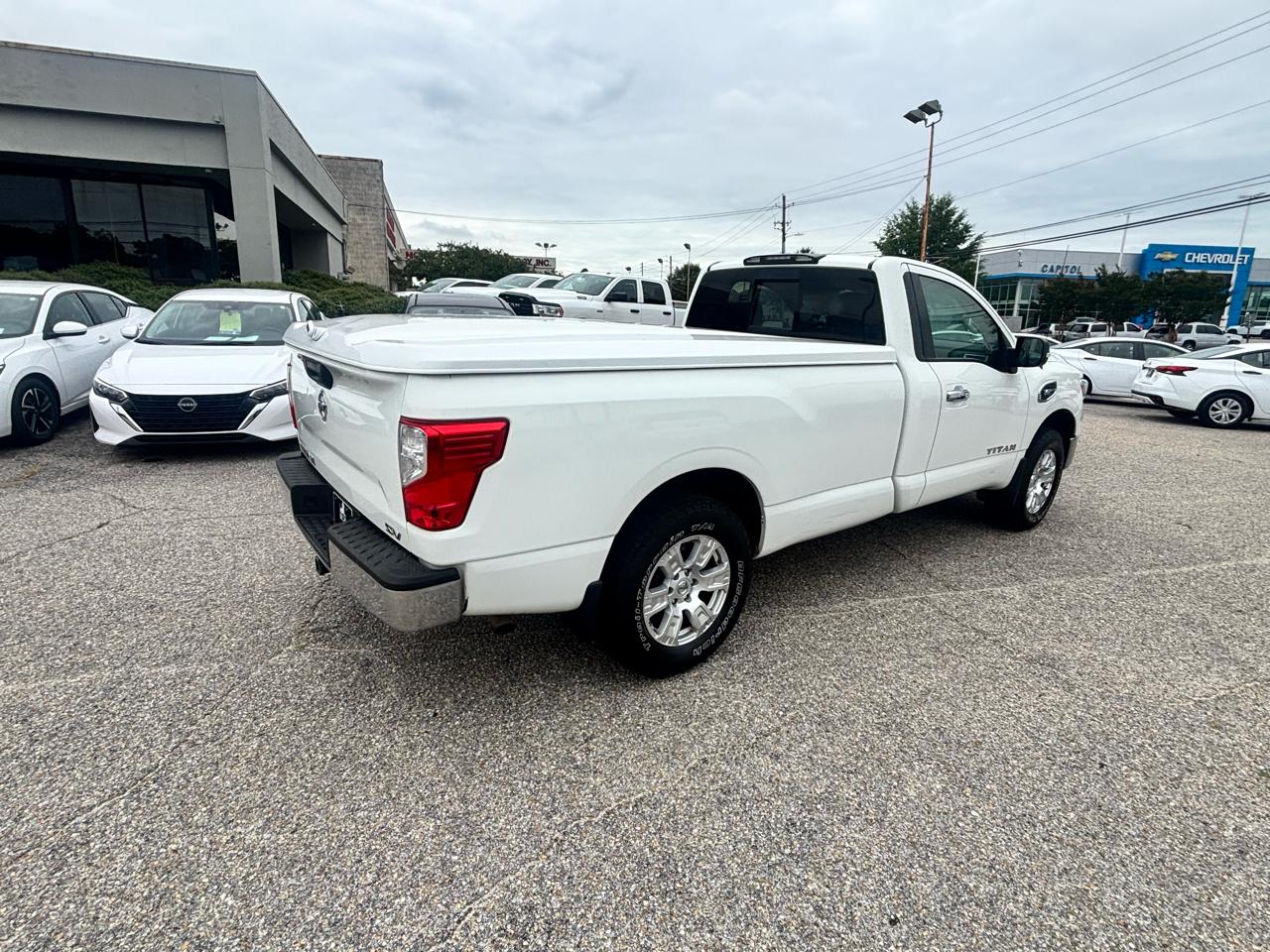 Nissan Titan  2017