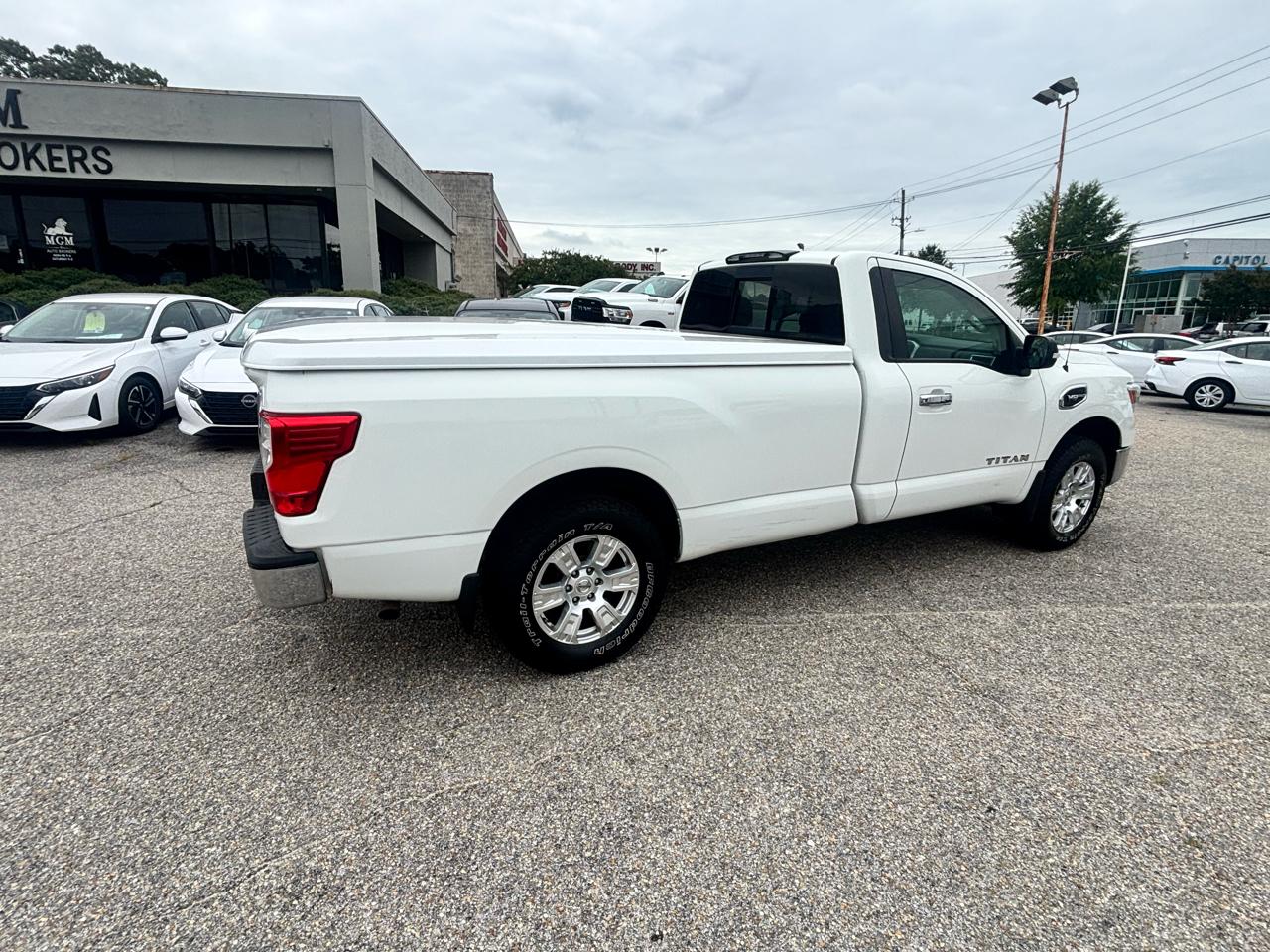 Nissan Titan  2017