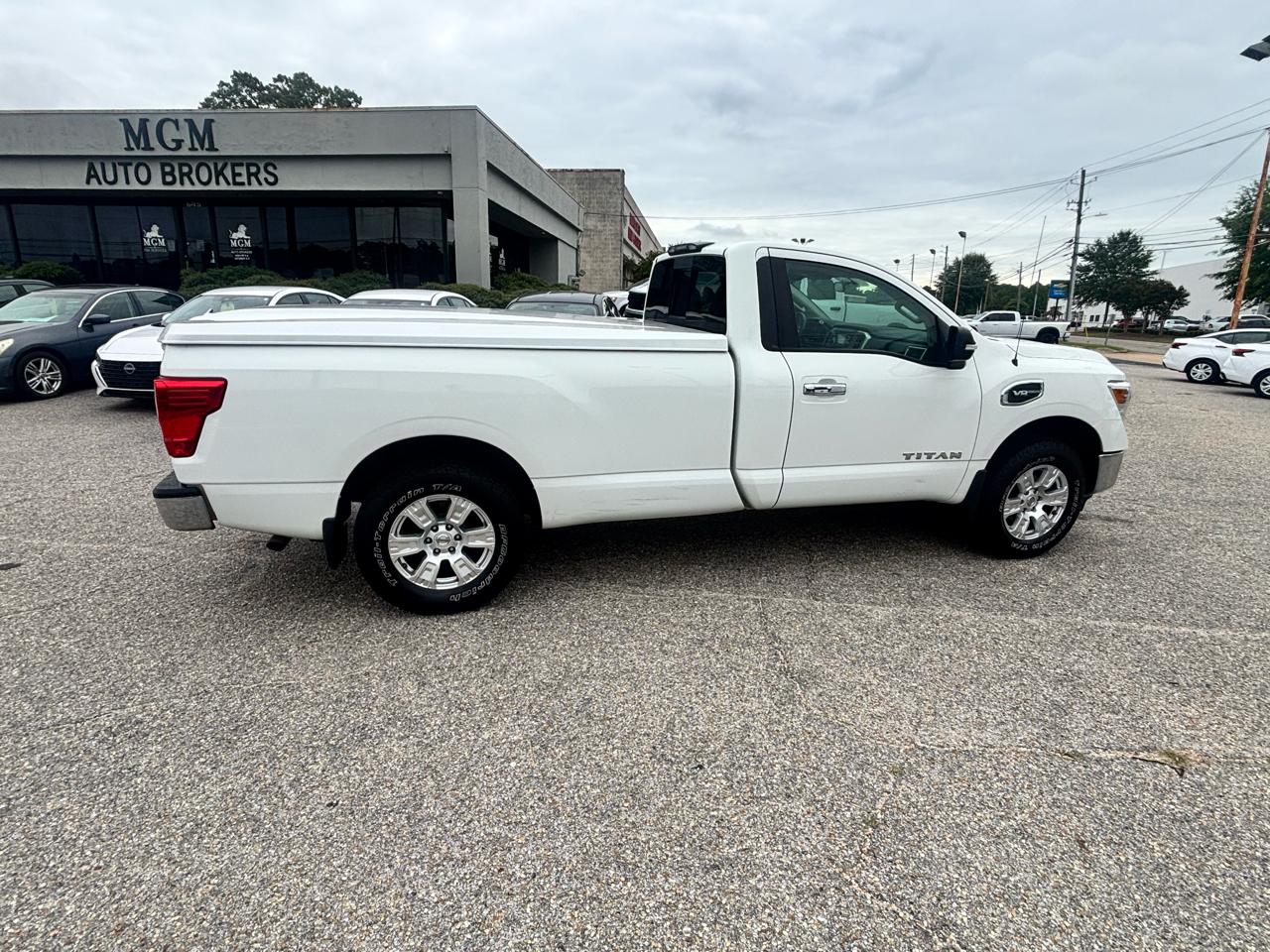 Nissan Titan  2017
