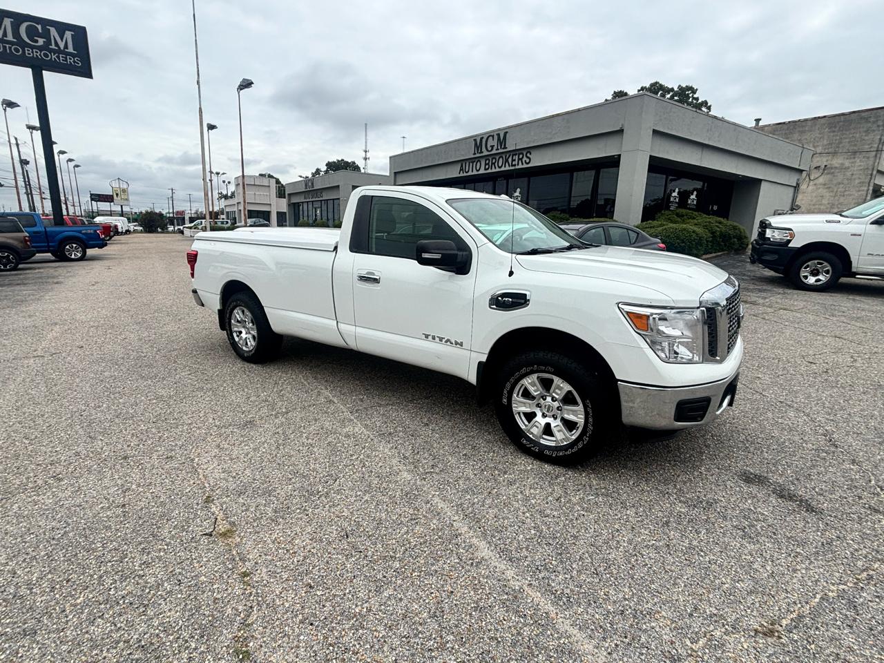 Nissan Titan  2017