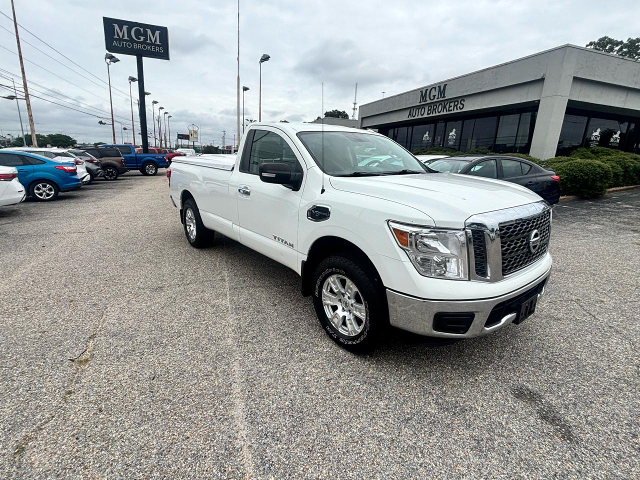 Nissan Titan  2017