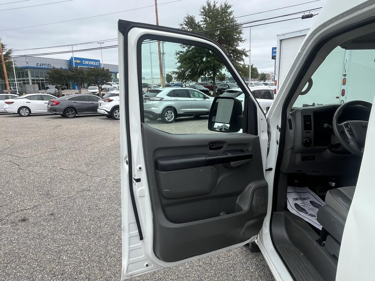 Nissan NV Cargo  2018