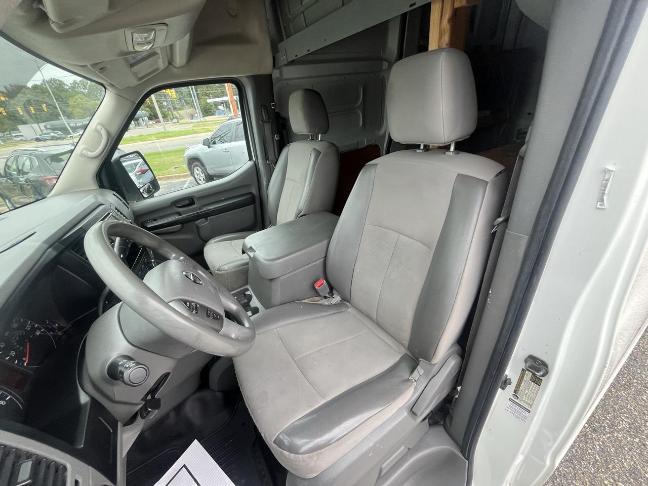 Nissan NV Cargo  2018