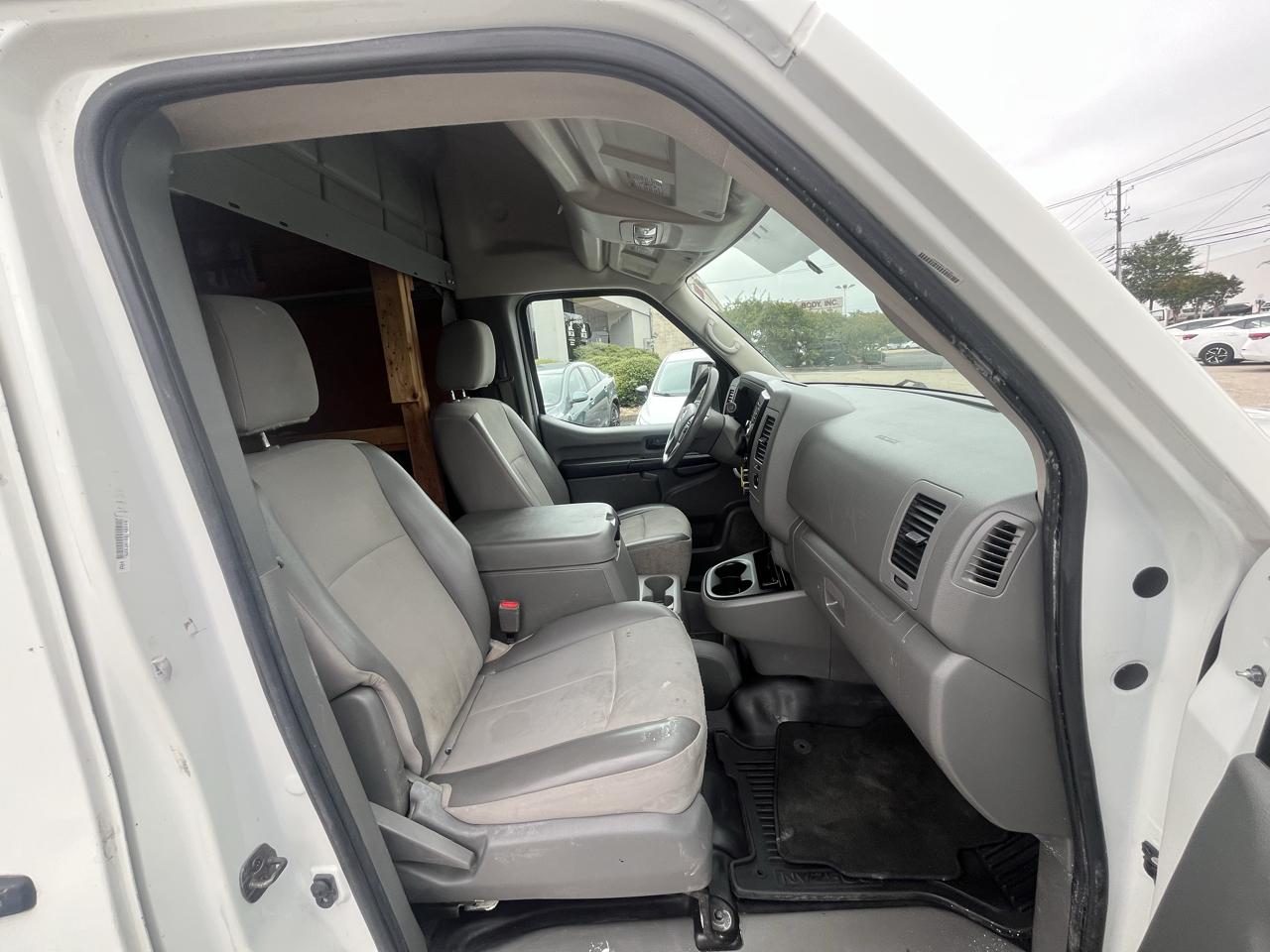 Nissan NV Cargo  2018