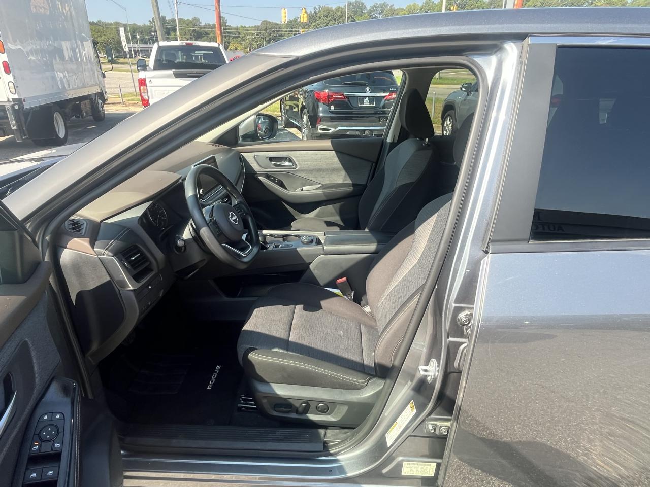 Nissan Rogue  2023