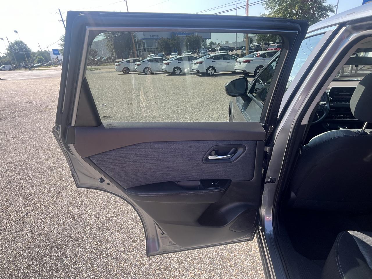 Nissan Rogue  2023