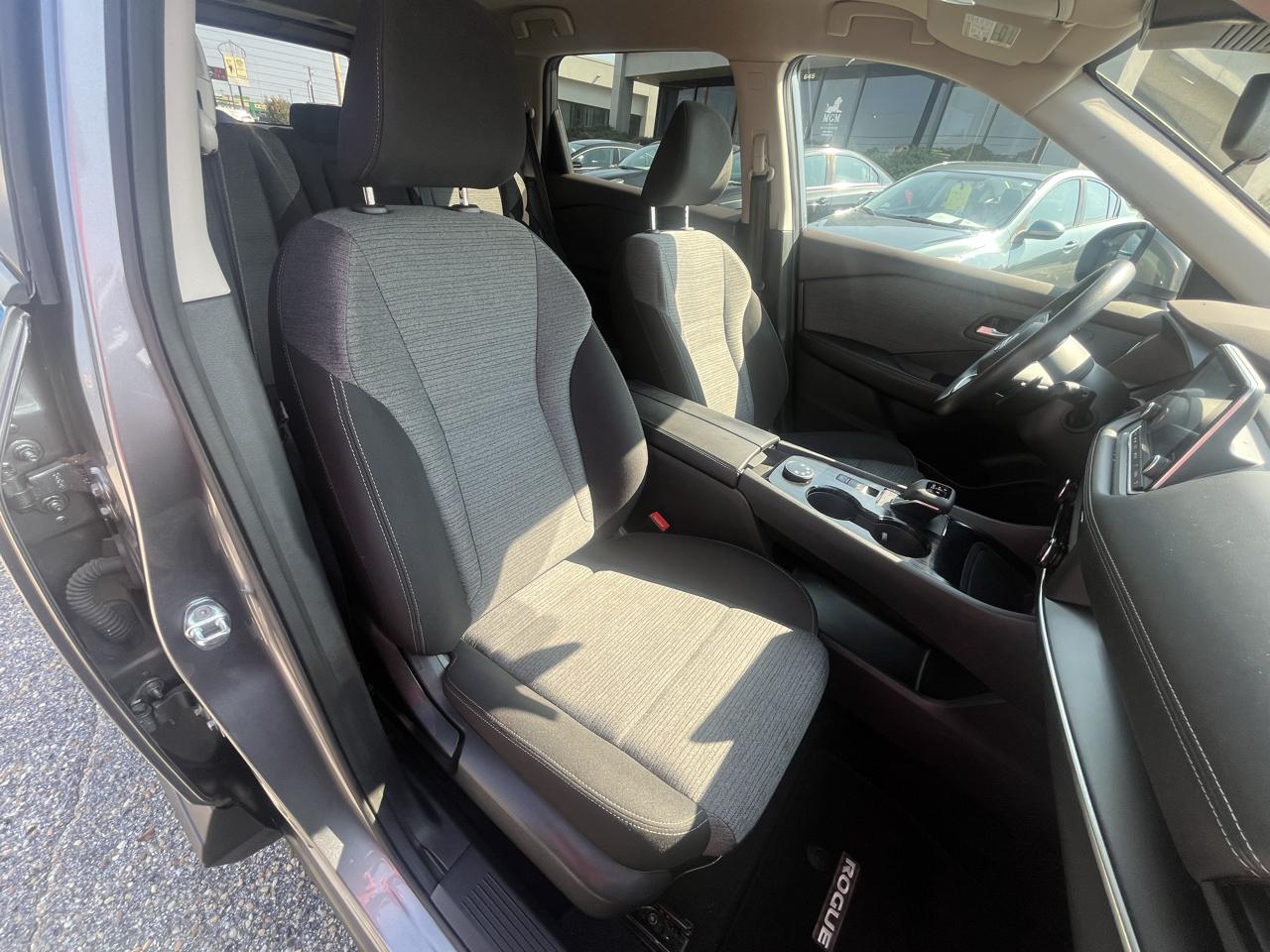 Nissan Rogue  2023