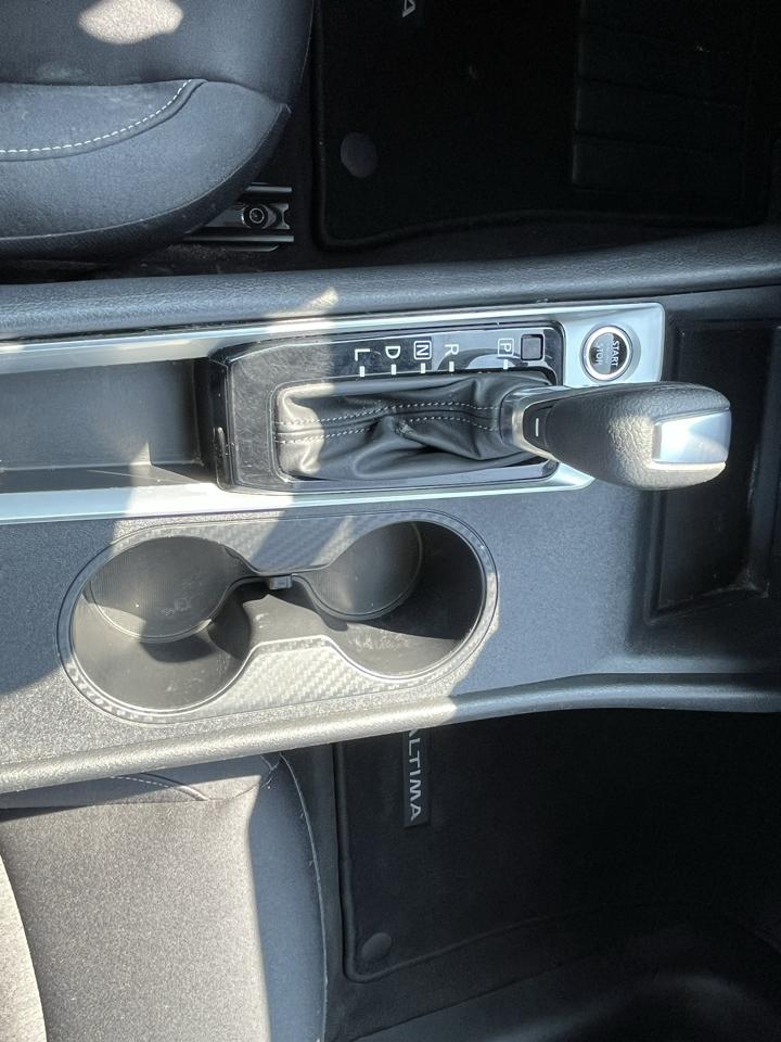 Nissan Altima photo 37