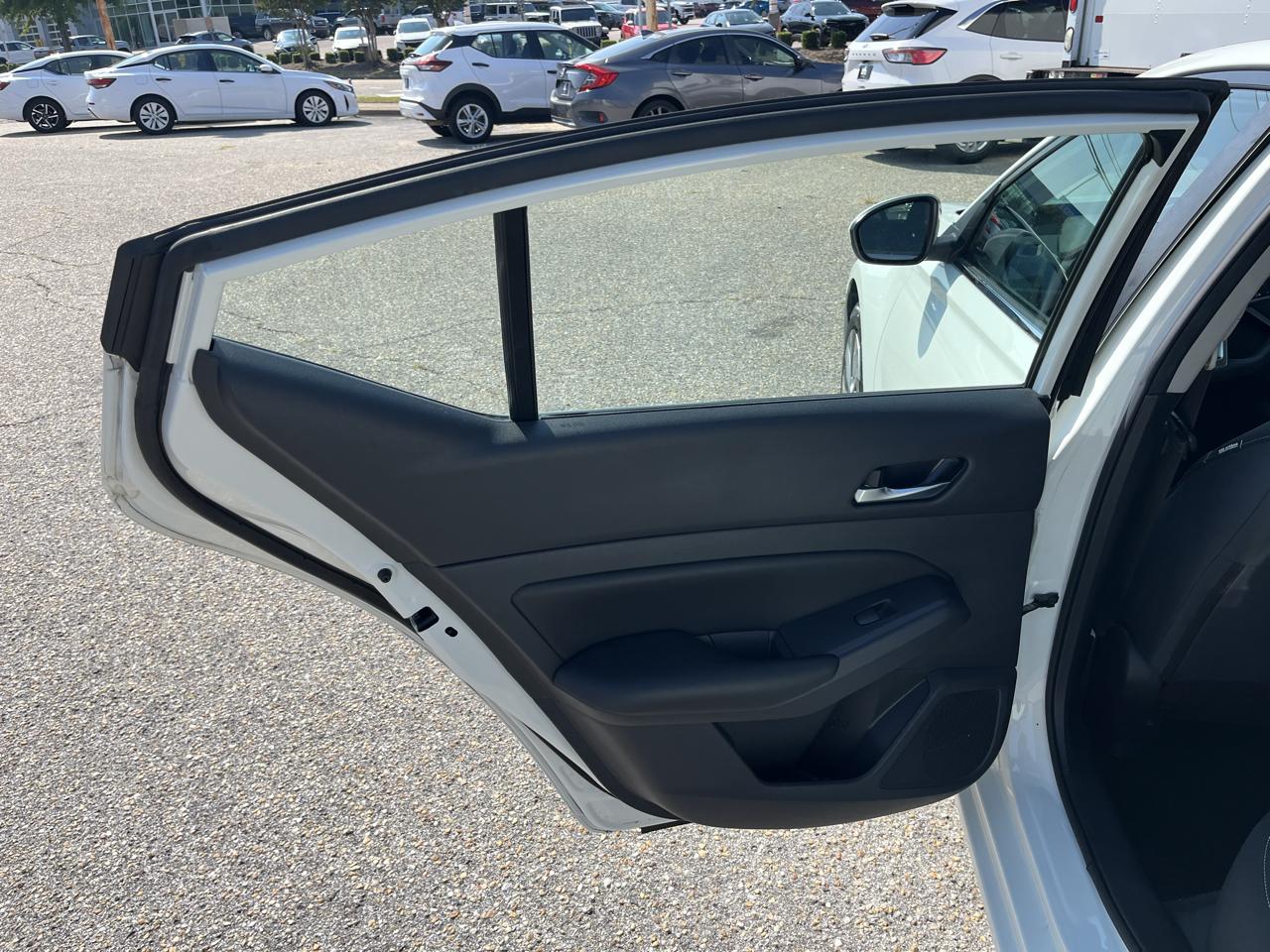Nissan Altima photo 38