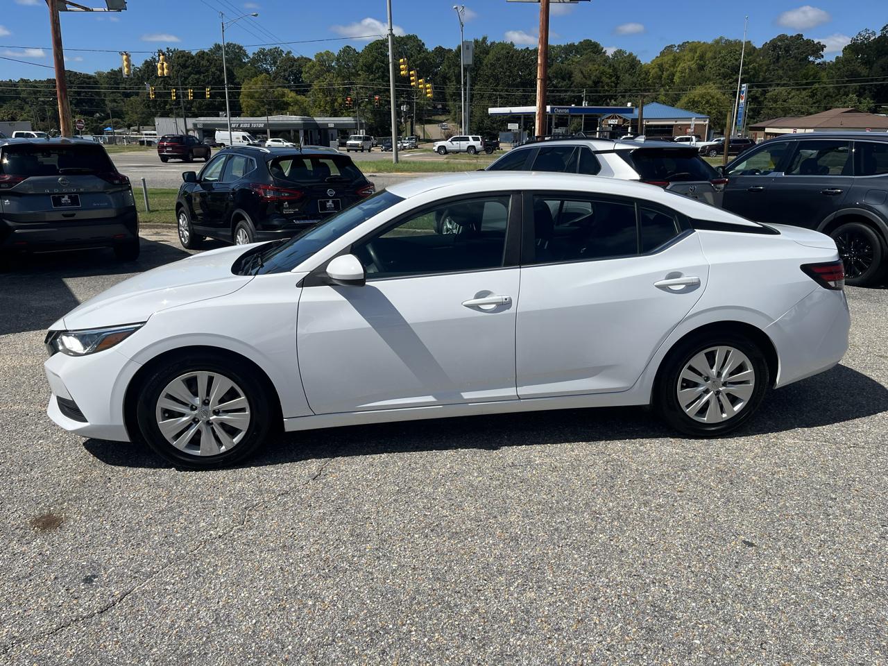 Nissan Sentra photo 8