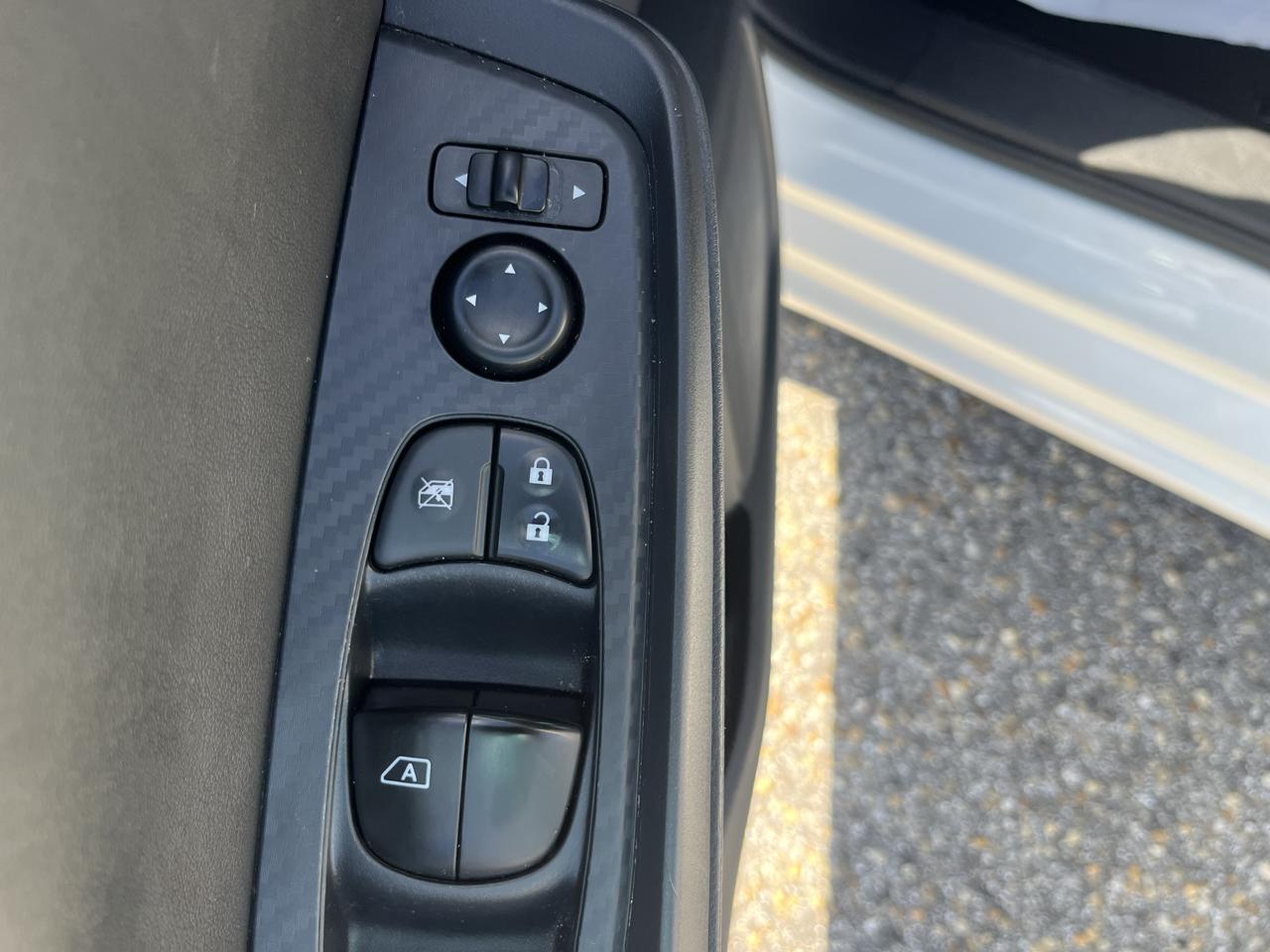Nissan Sentra photo 18