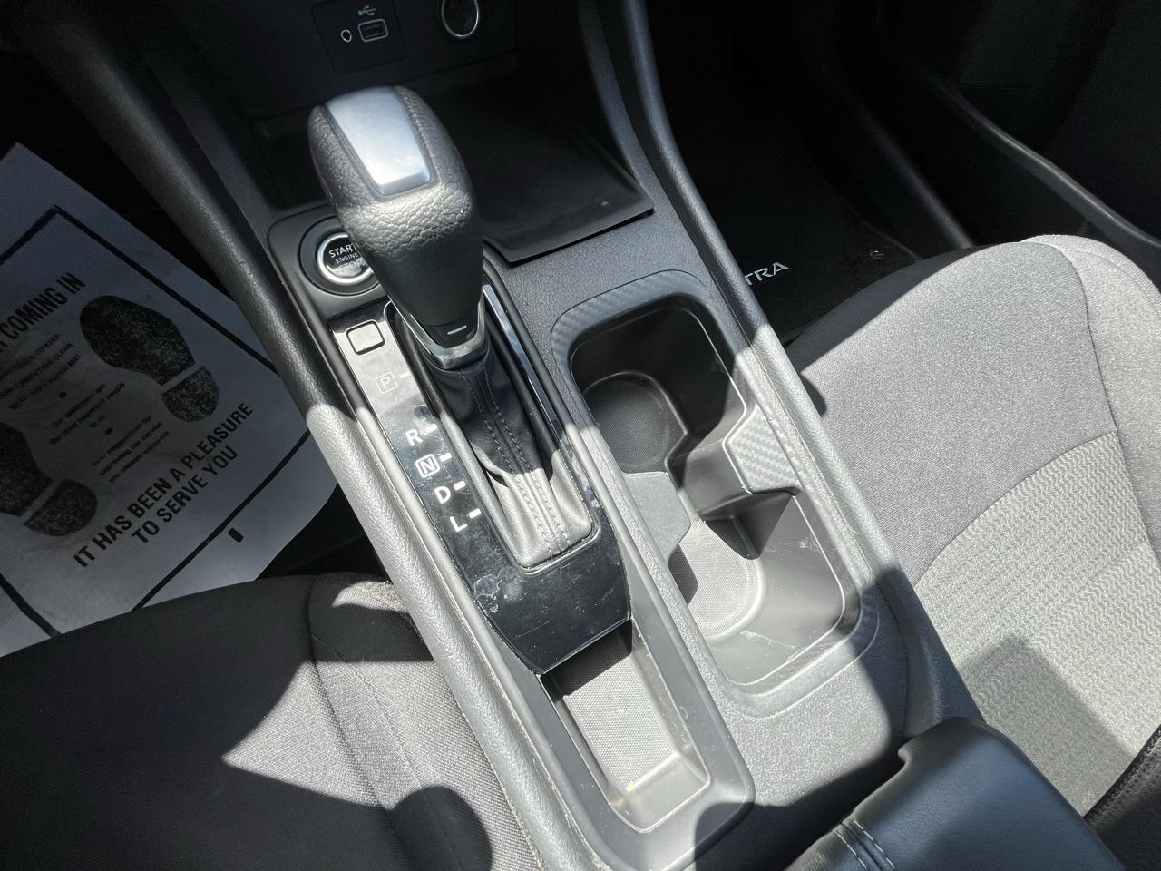 Nissan Sentra photo 28