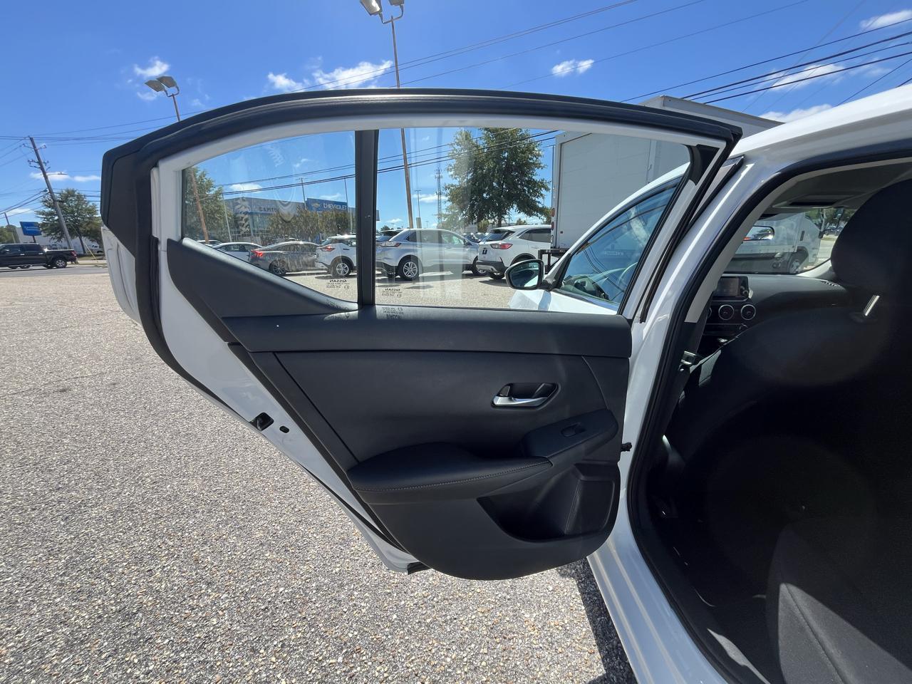 Nissan Sentra photo 29