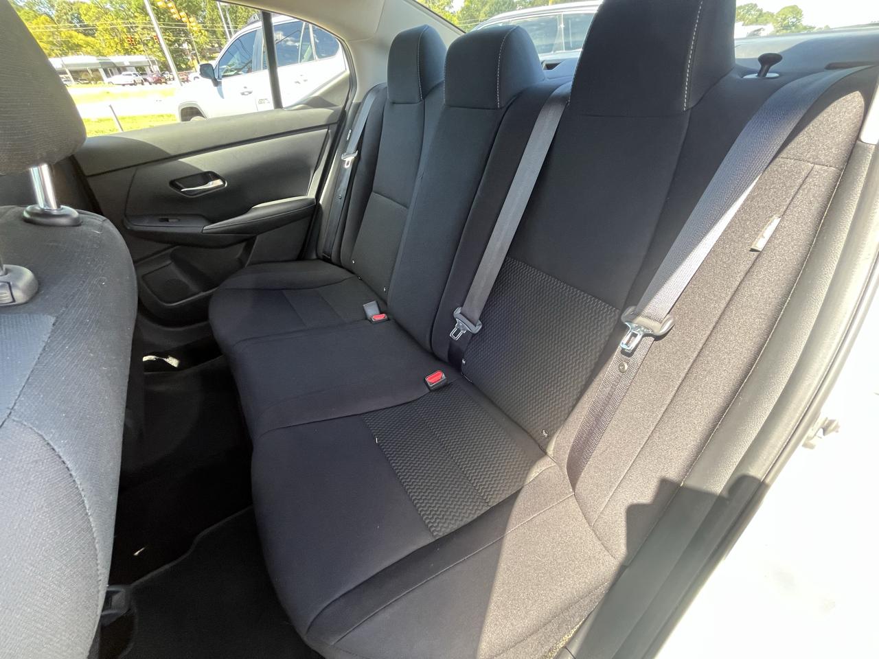 Nissan Sentra photo 31