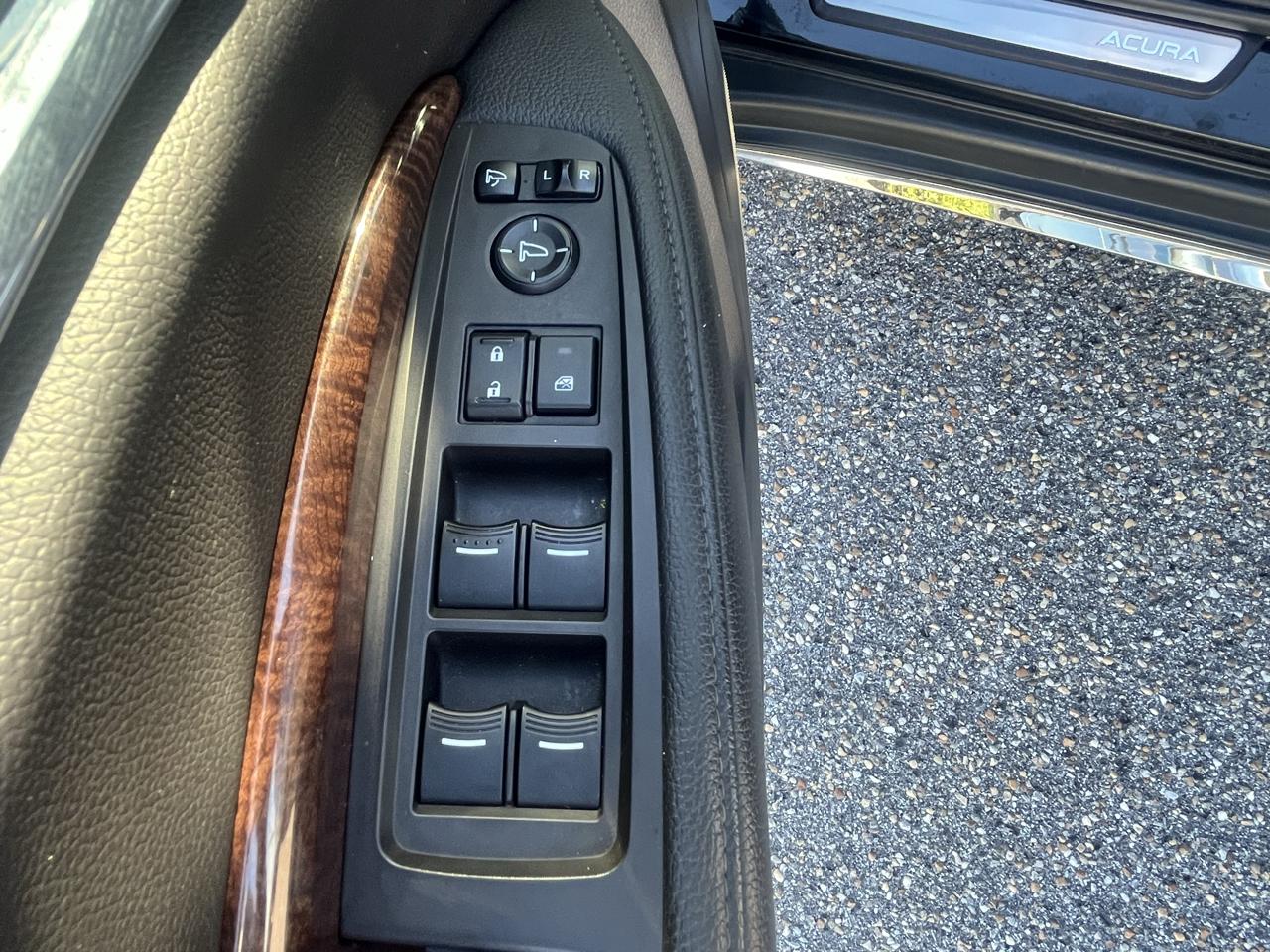 Acura MDX  2017