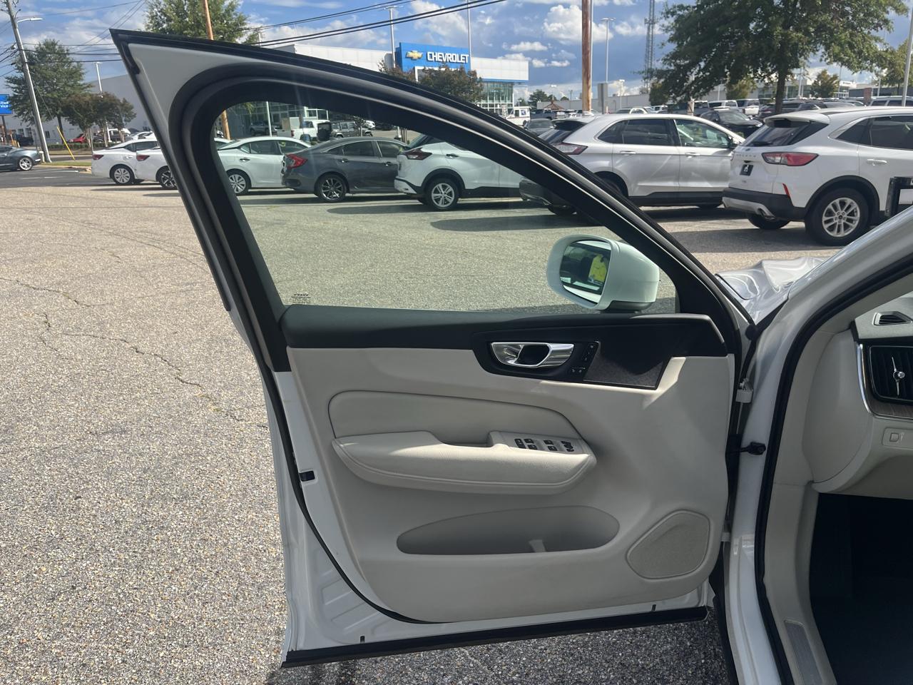 Volvo XC60  2022