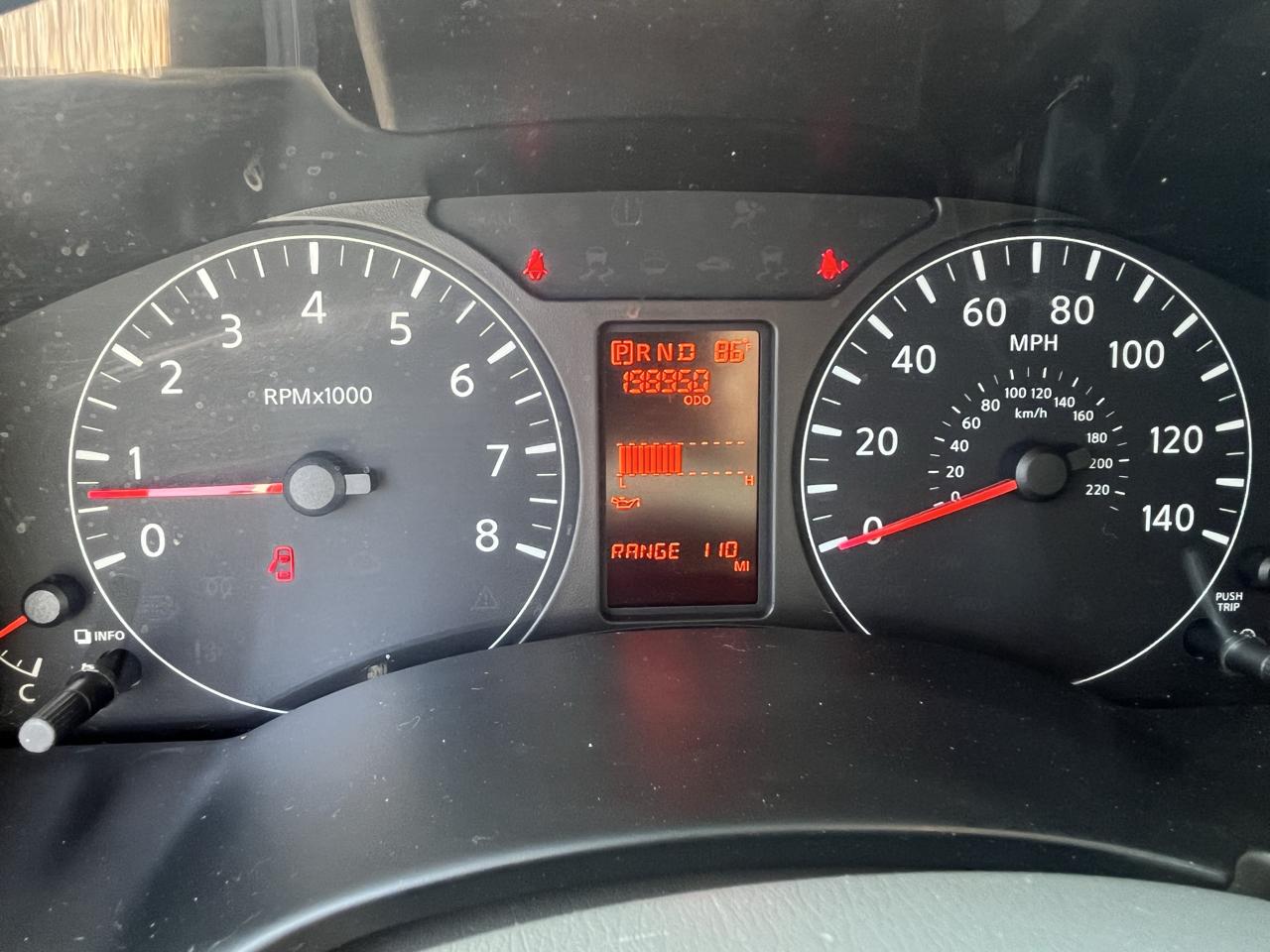 Nissan NV photo 28