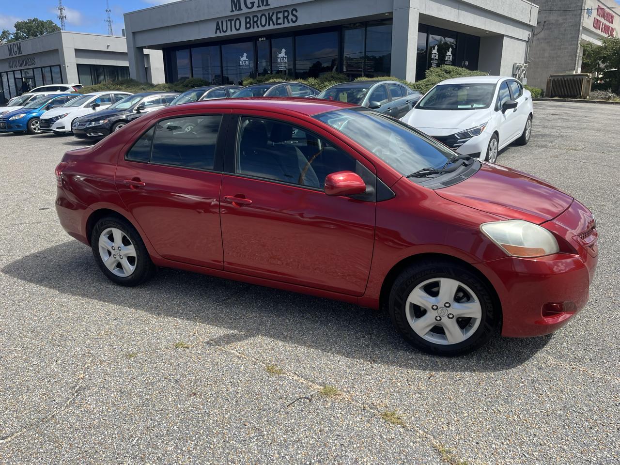Toyota Yaris photo 20