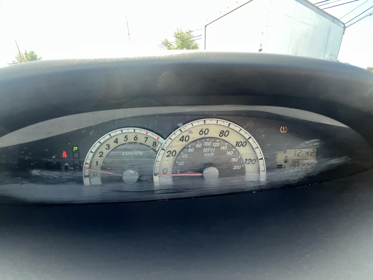Toyota Yaris photo 30