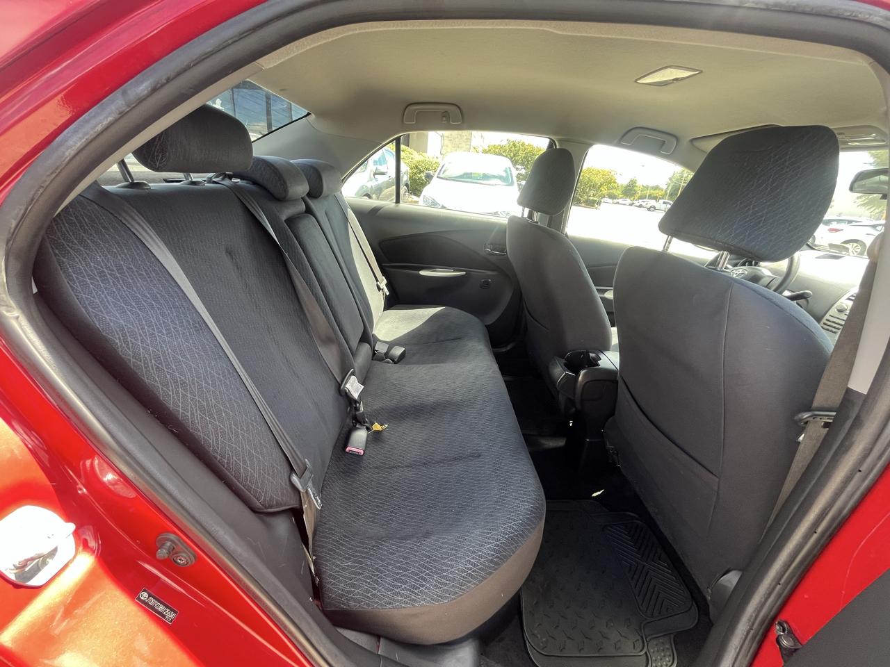 Toyota Yaris photo 40