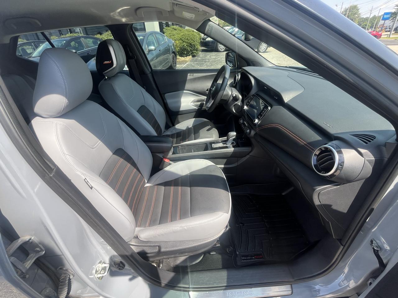 Nissan Kicks  2021