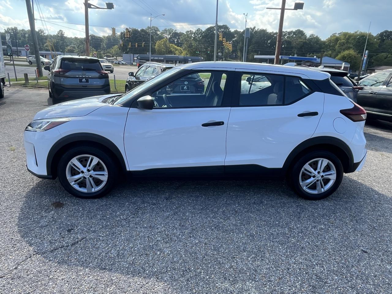 Nissan Kicks photo 11