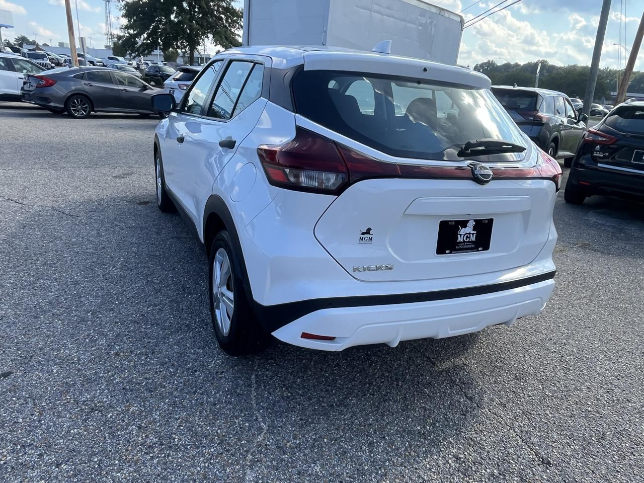 Nissan Kicks photo 16