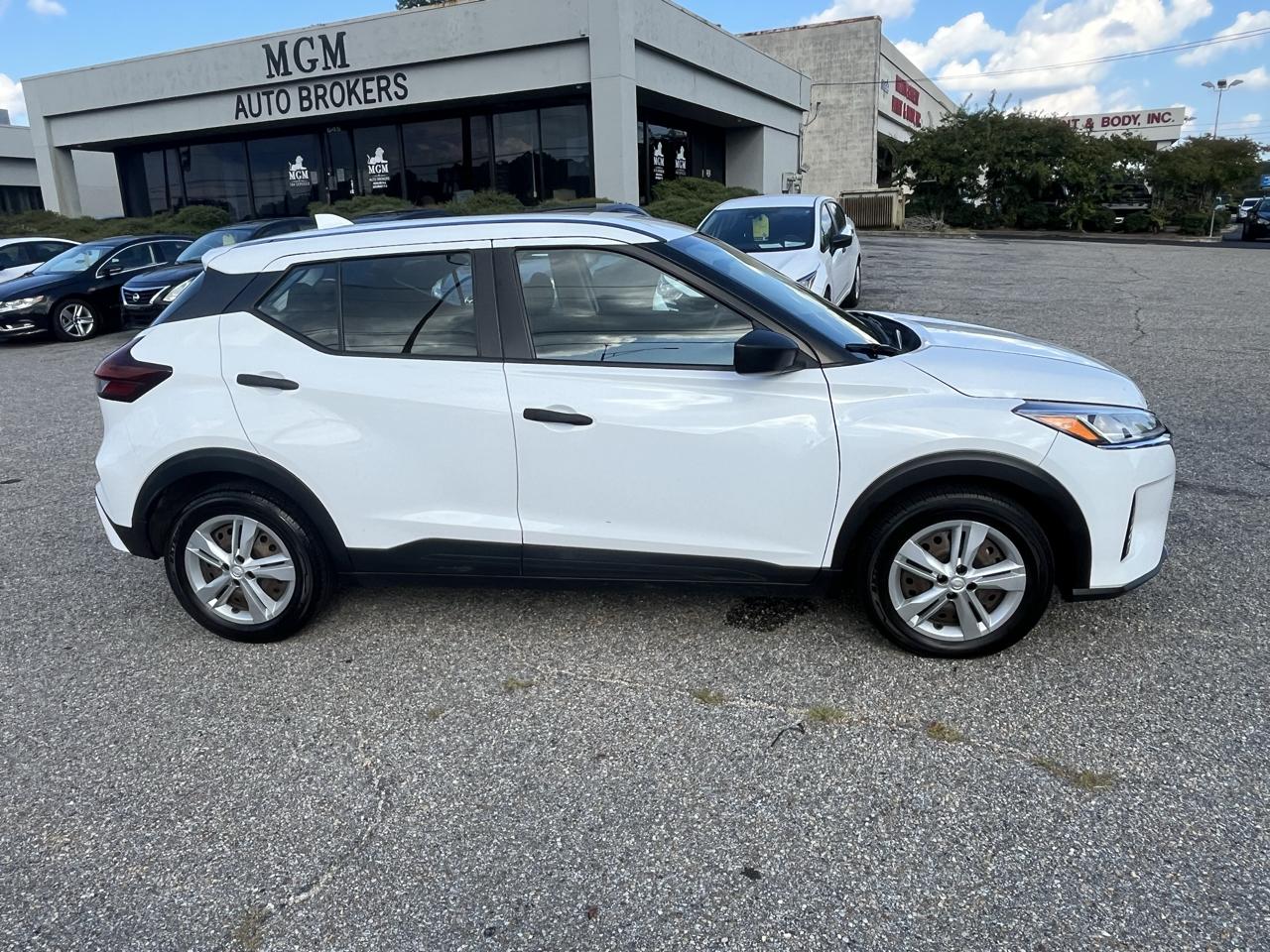 Nissan Kicks photo 23