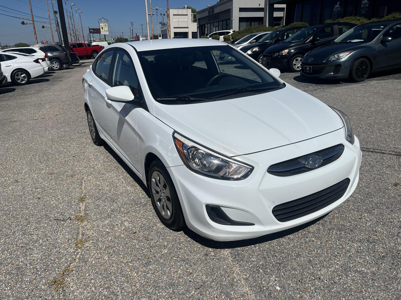 Hyundai Accent  2015