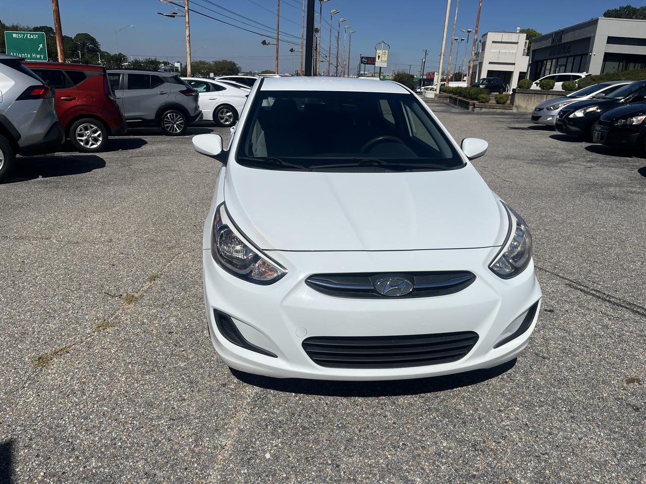 Hyundai Accent  2015