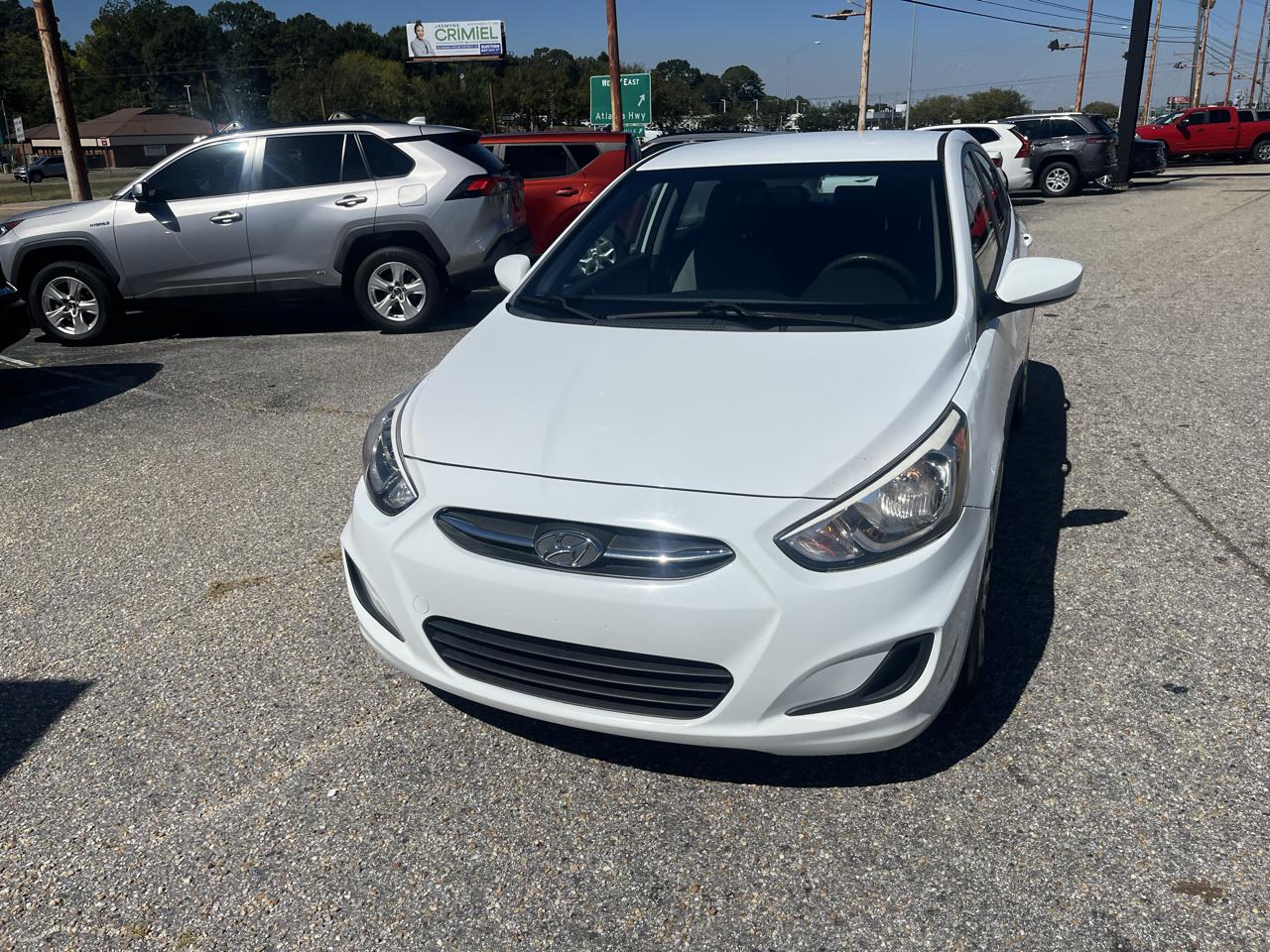 Hyundai Accent  2015