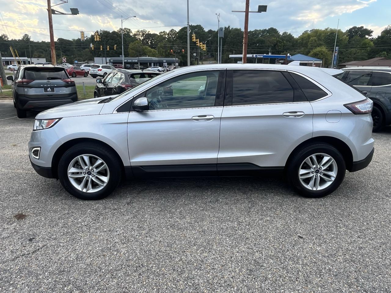Ford Edge photo 9