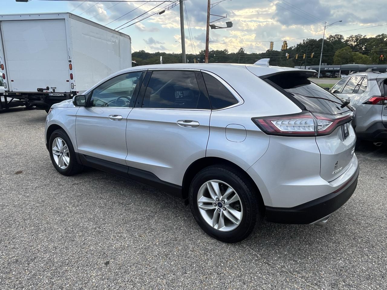 Ford Edge photo 11