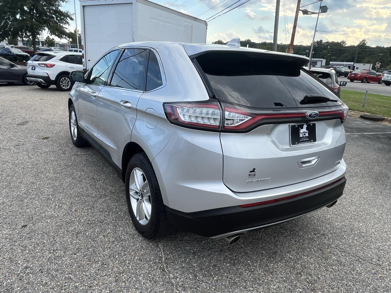 Ford Edge photo 12