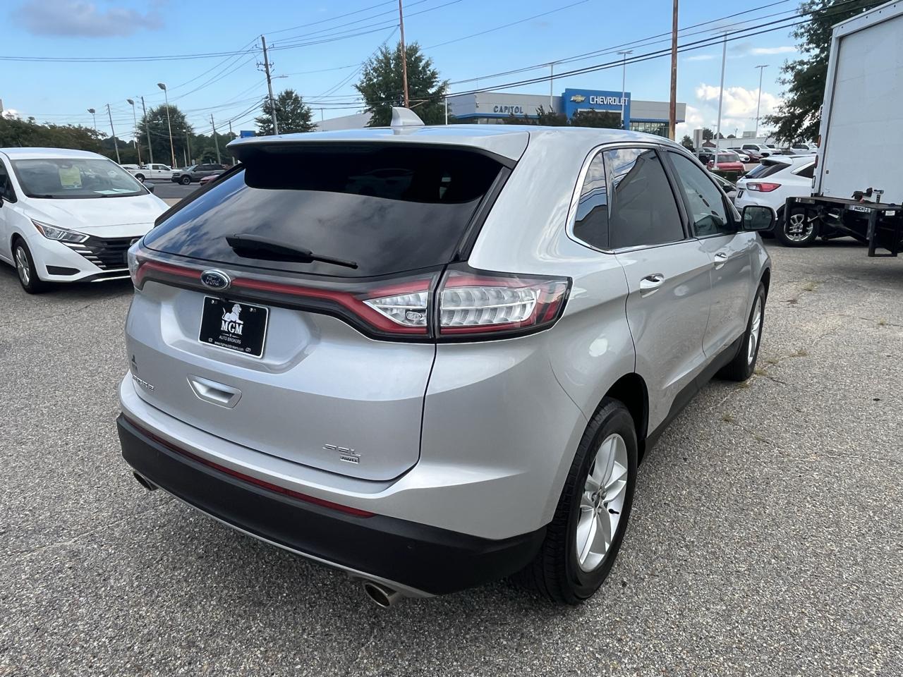 Ford Edge photo 16
