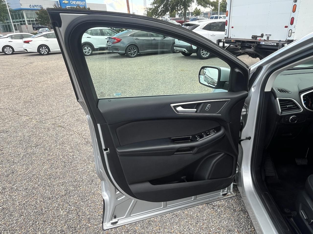 Ford Edge photo 20