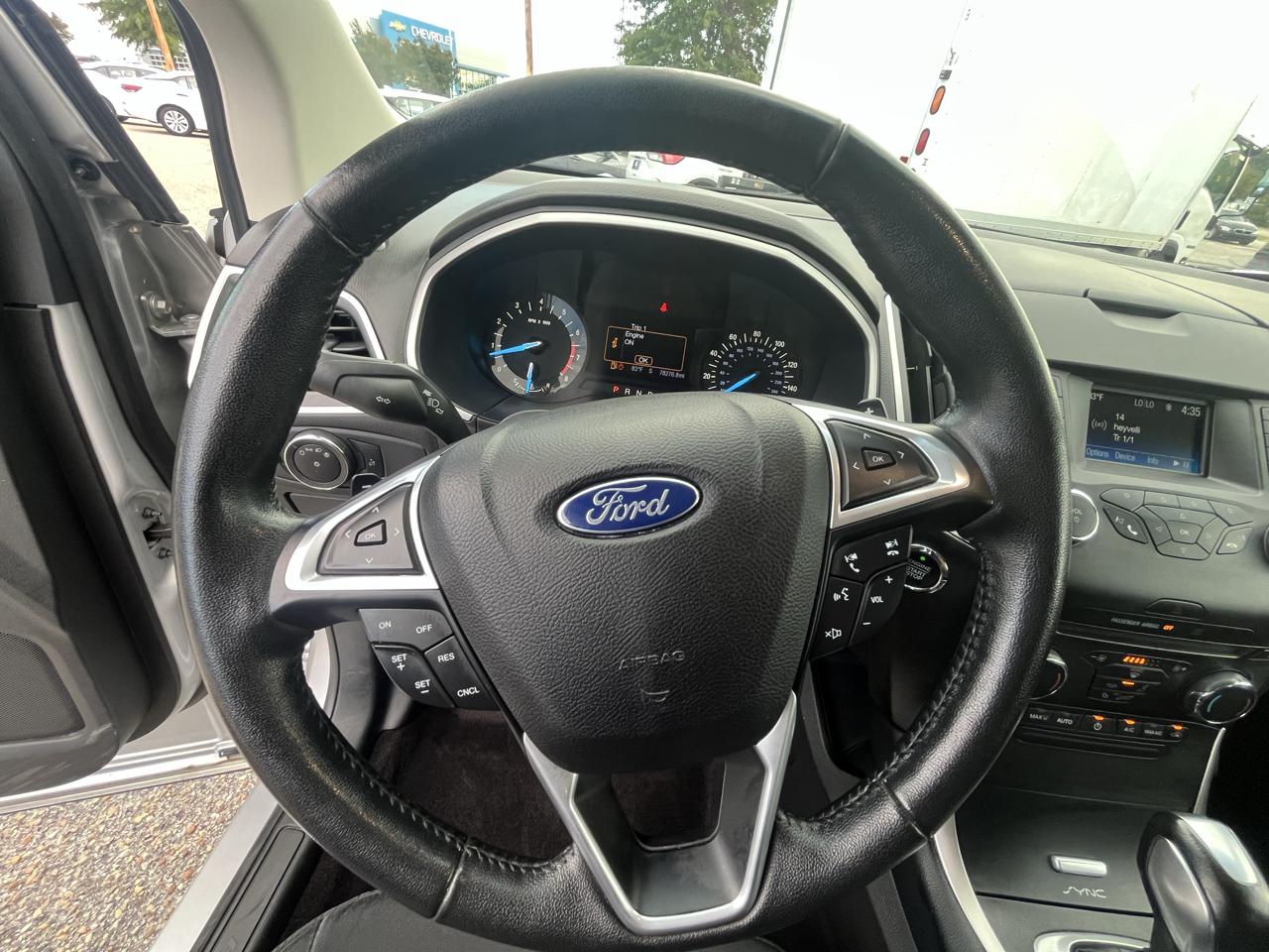 Ford Edge photo 24