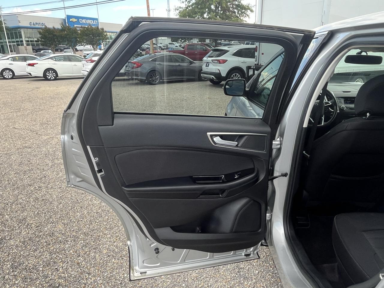 Ford Edge photo 32