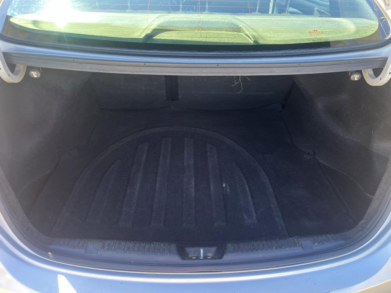 Hyundai Elantra photo 17