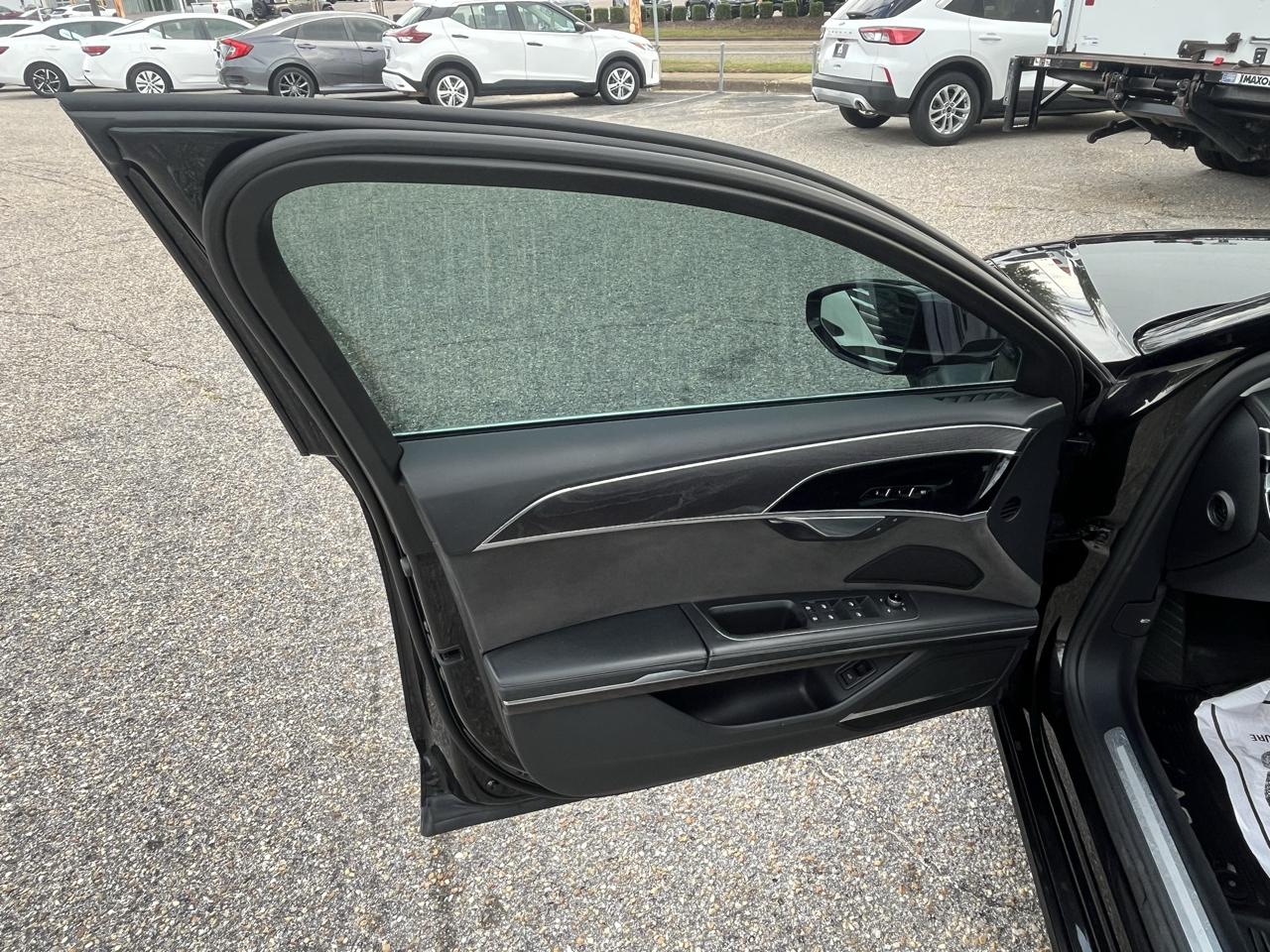 Audi A8 L  2019