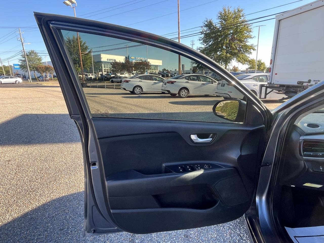Kia Rio  2020