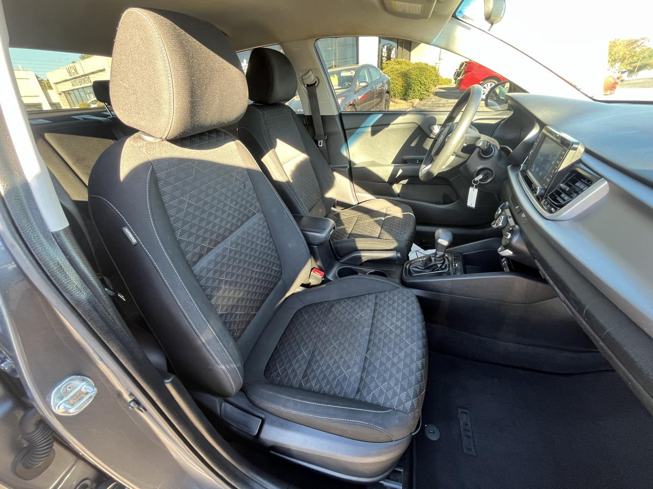 Kia Rio  2020