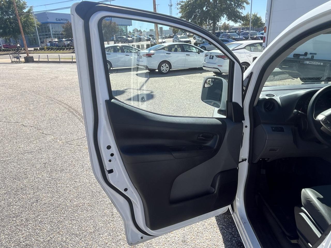 Nissan NV200 Compact Cargo  2021