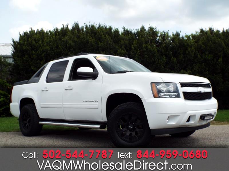 Chevrolet Avalanche LS 4WD 2012