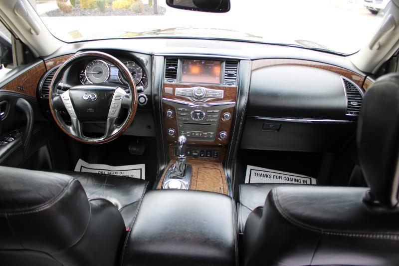 Infiniti QX80 4WD 2015