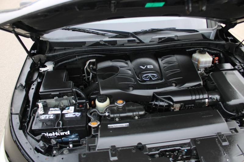 Infiniti QX80 4WD 2015