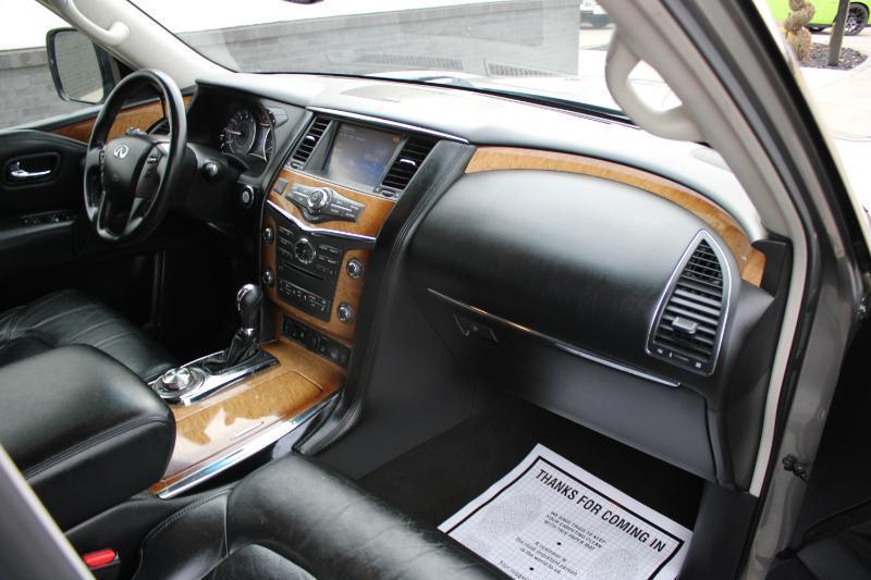 Infiniti QX80 4WD 2014