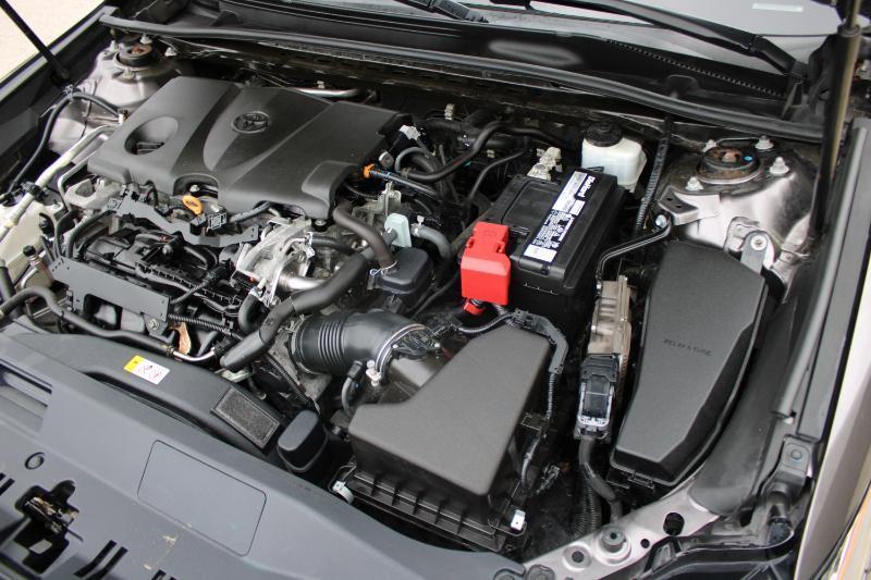 Toyota Camry SE 2020