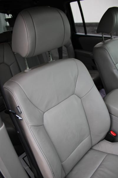 Honda Pilot EX-L 4WD 5-Spd AT 2011